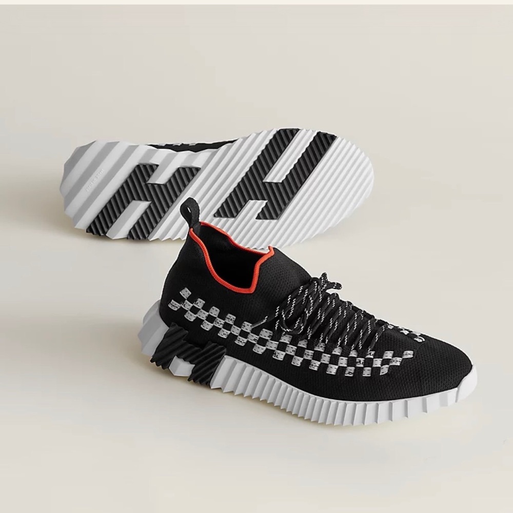 BNIB Black Hermes Flex Sneakers
